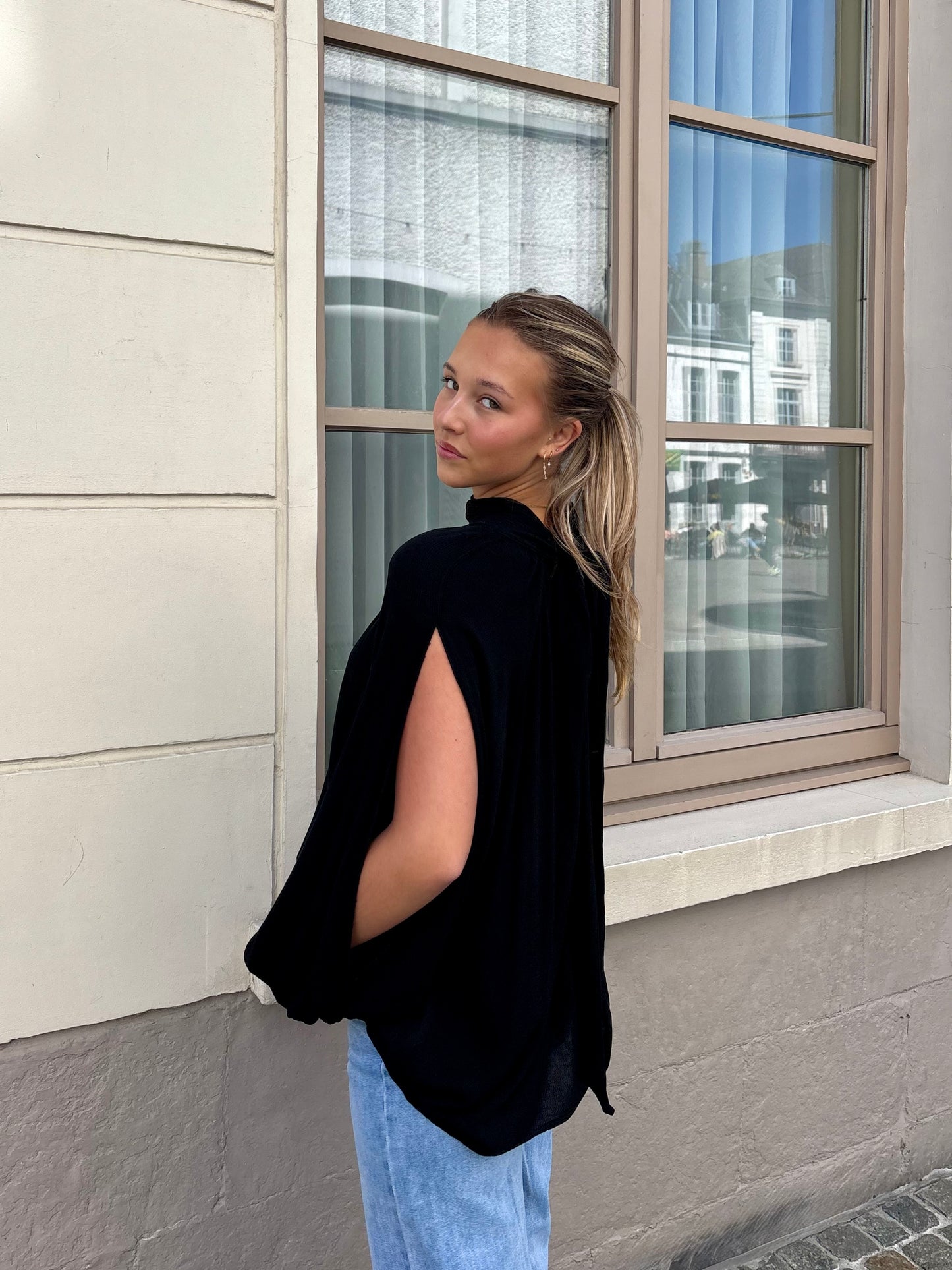 Haut noir - RIA