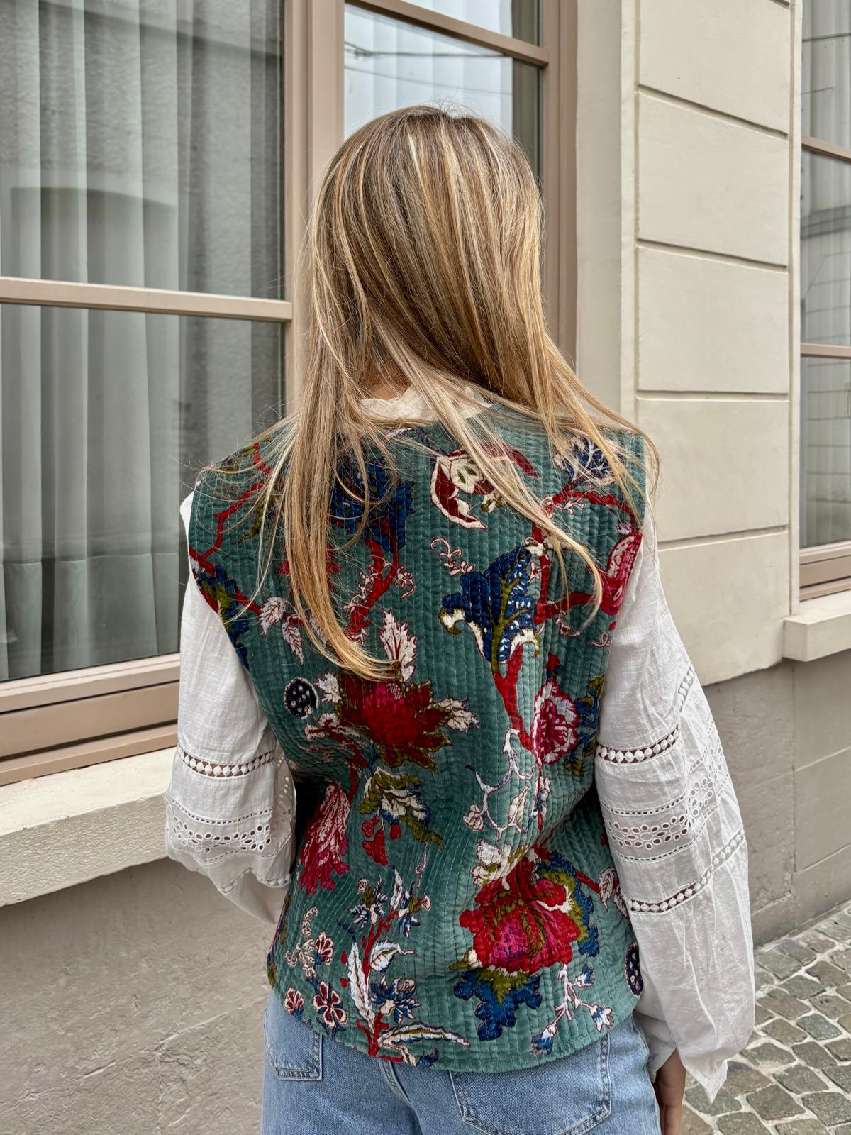 Veste - SINA