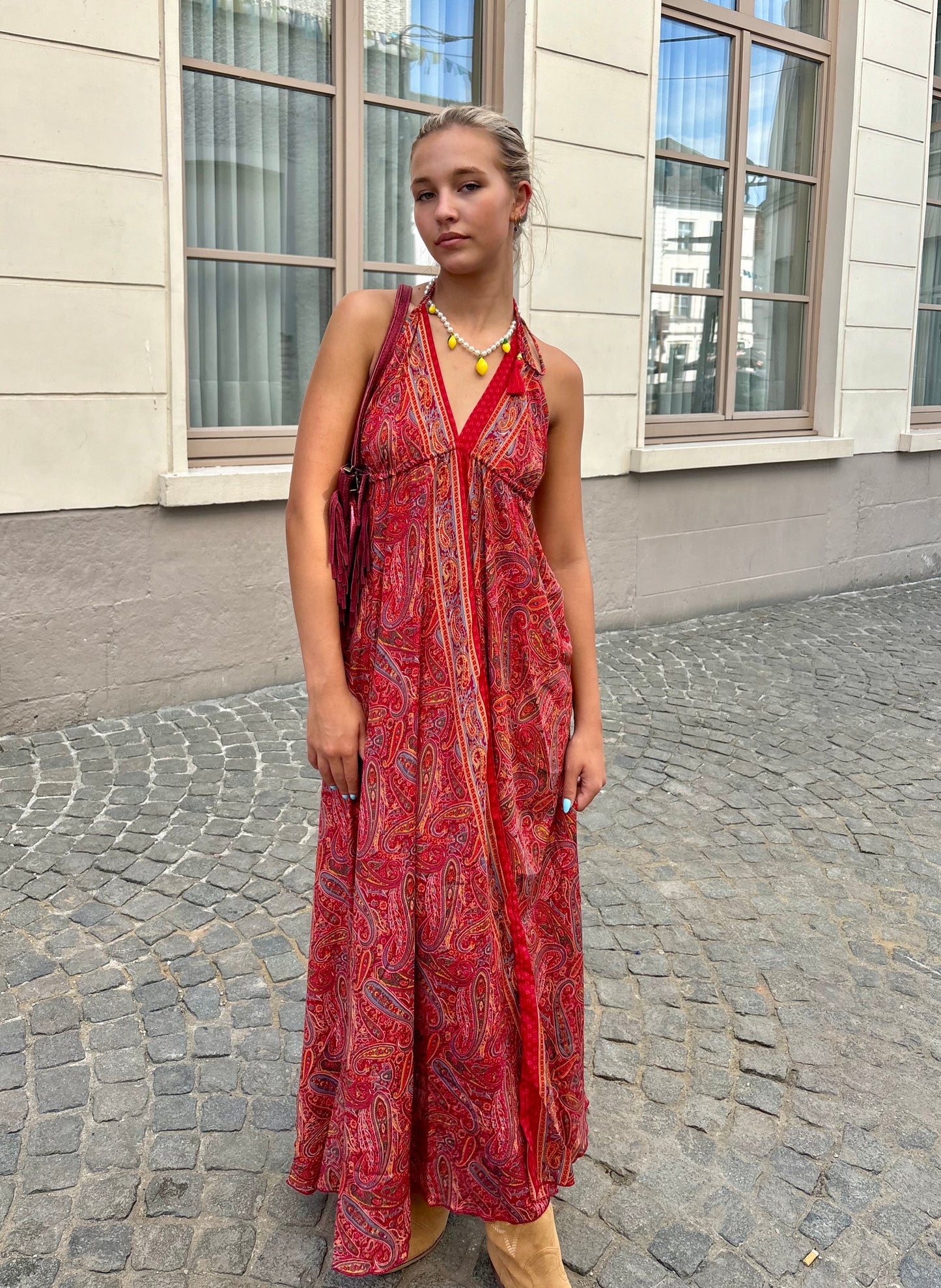 Robe rouge - DINA