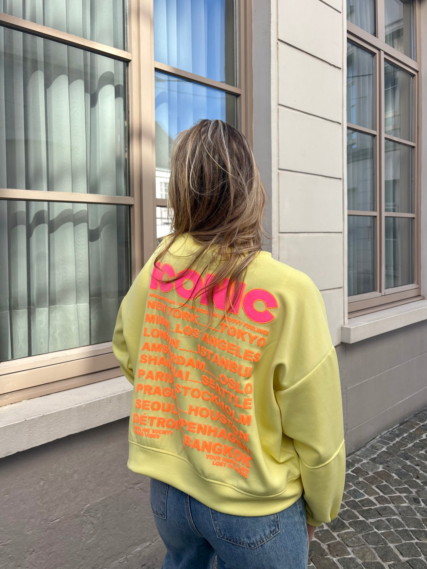 Sweat jaune - ICONIC