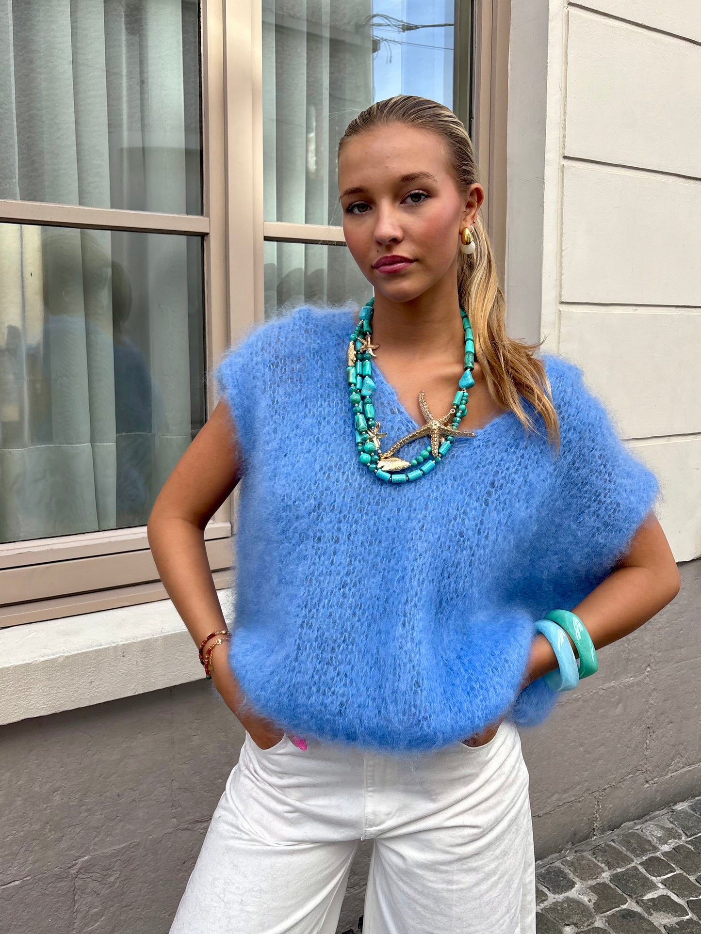 Pull bleu - ÉLISABETH