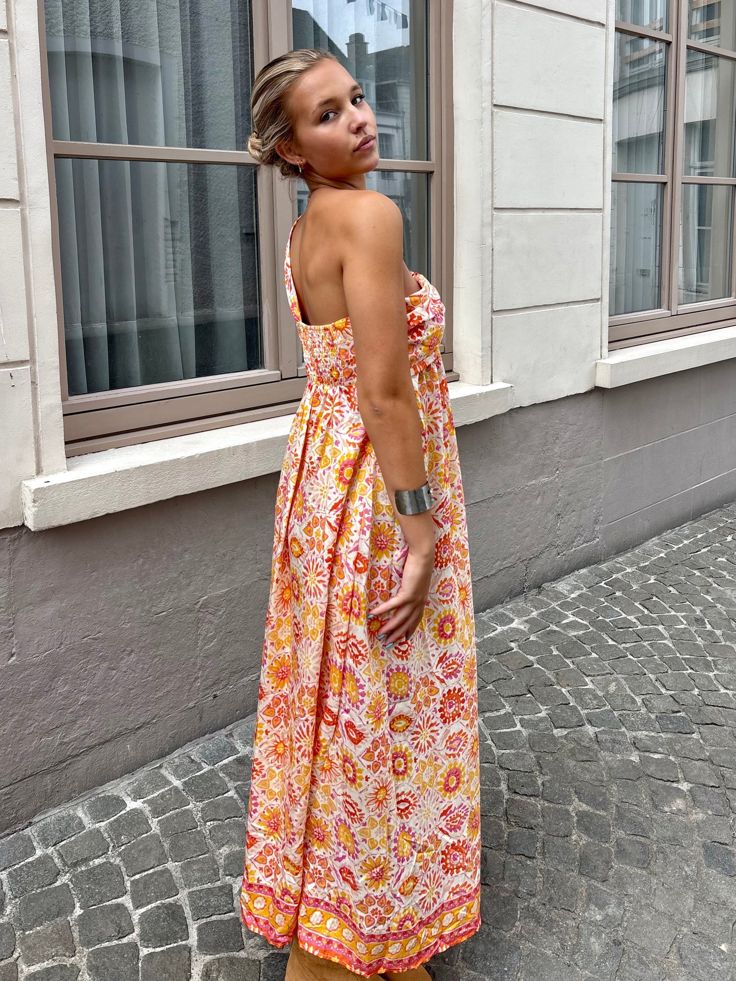 Robe - AMINA