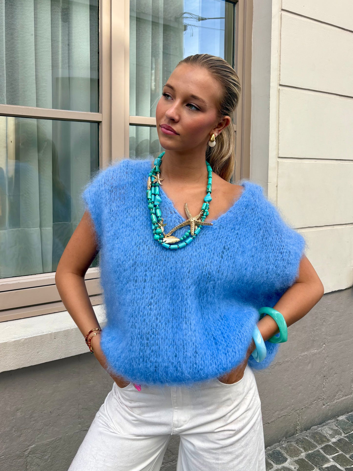 Pull bleu - ÉLISABETH