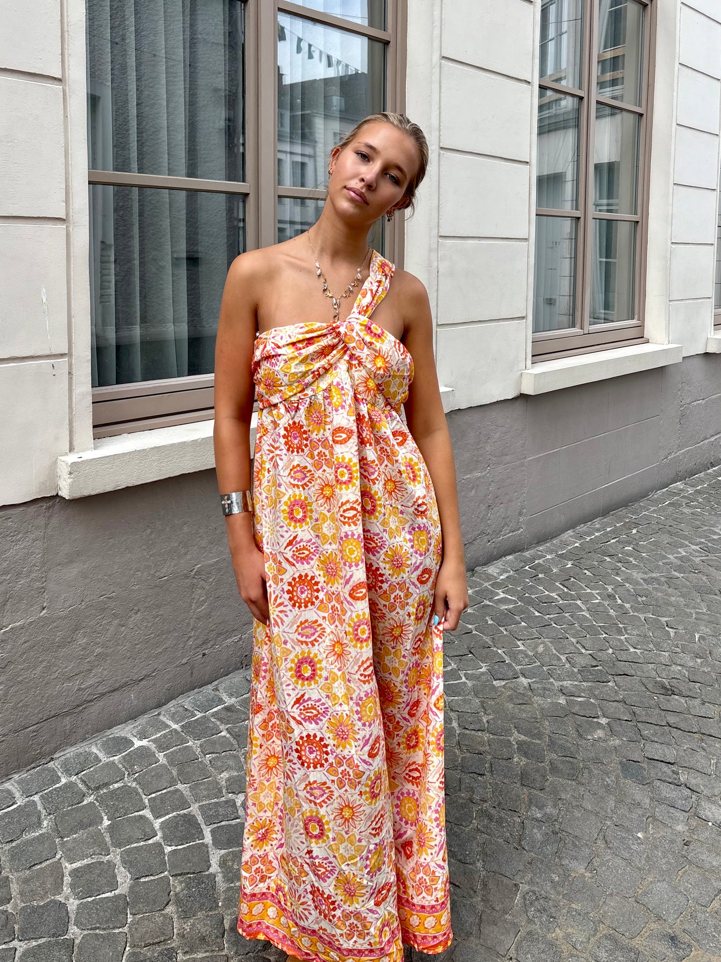 Robe - AMINA