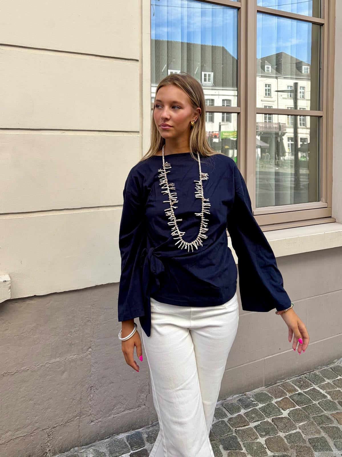 Haut bleu marine - BELLA