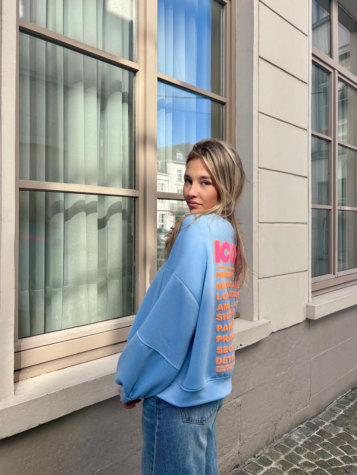 Sweat bleu - ICONIC