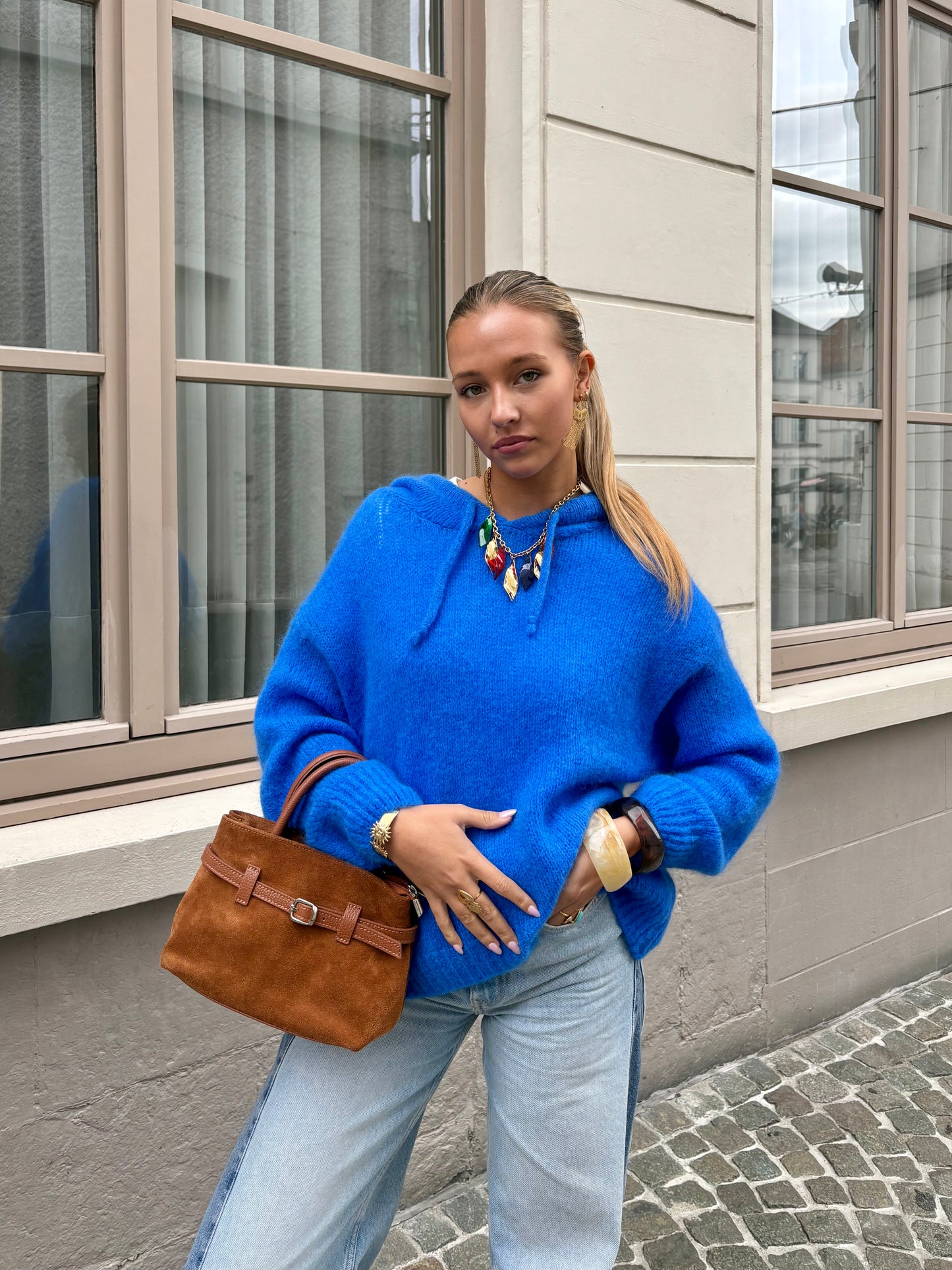 Pull à capuche bleu - AMANDA