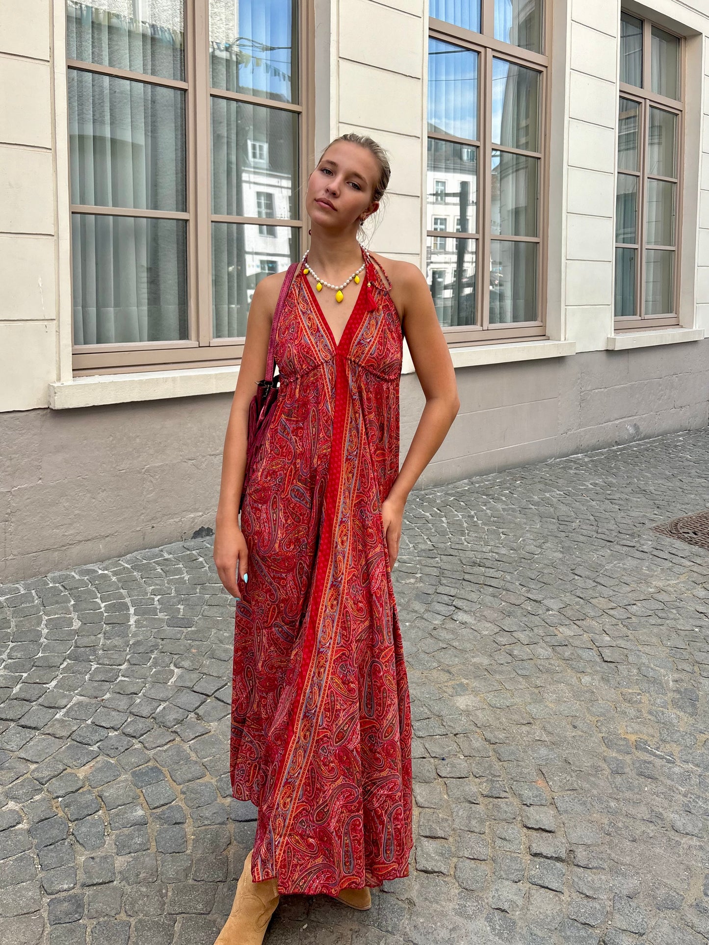 Robe rouge - DINA