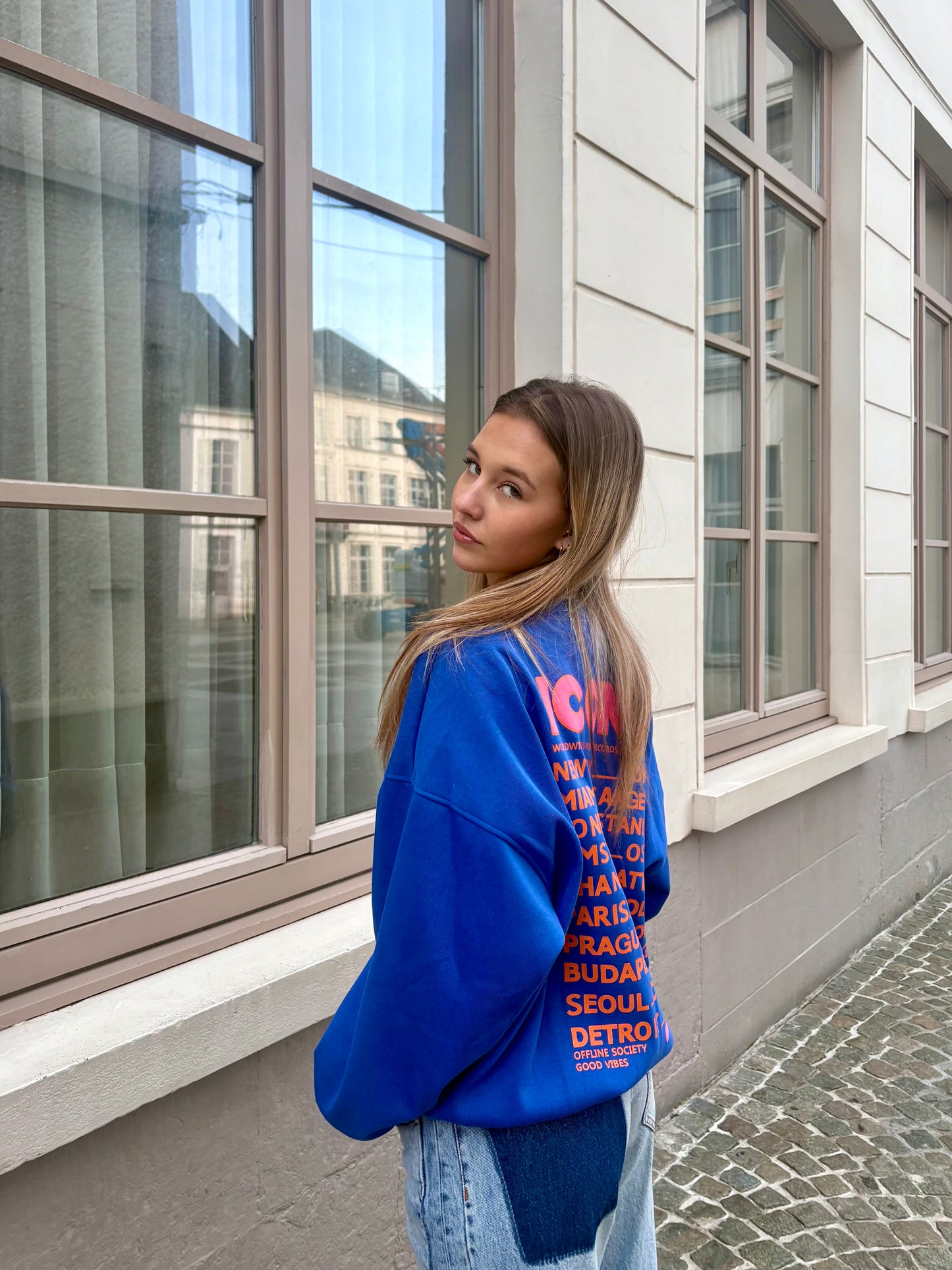 Sweat bleu roi - ICONIC