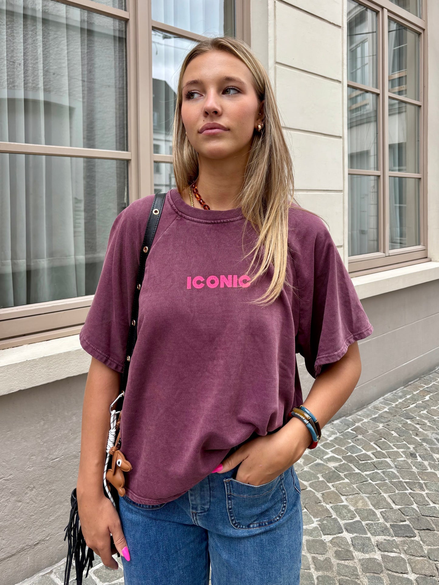 T-shirt violet - ICONIC