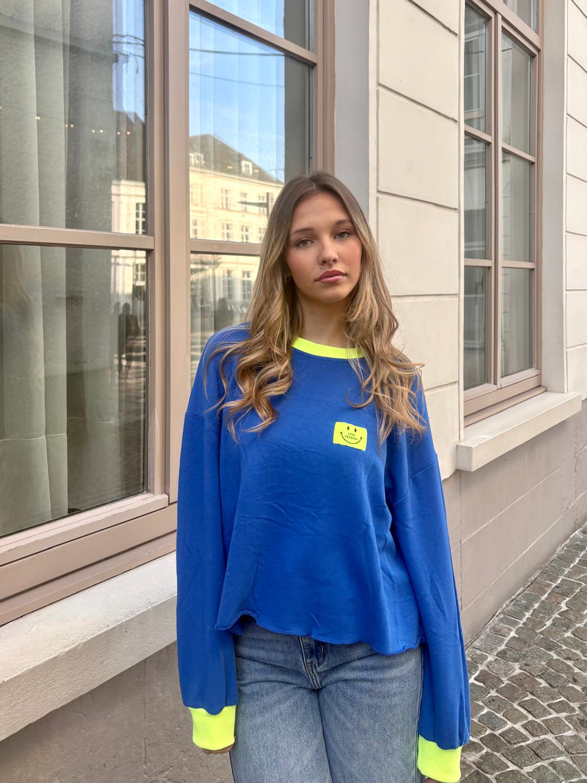 Sweat bleu - LOVE FASHION