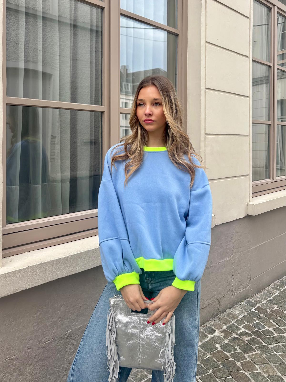 Sweat bleu - CLAUDIA