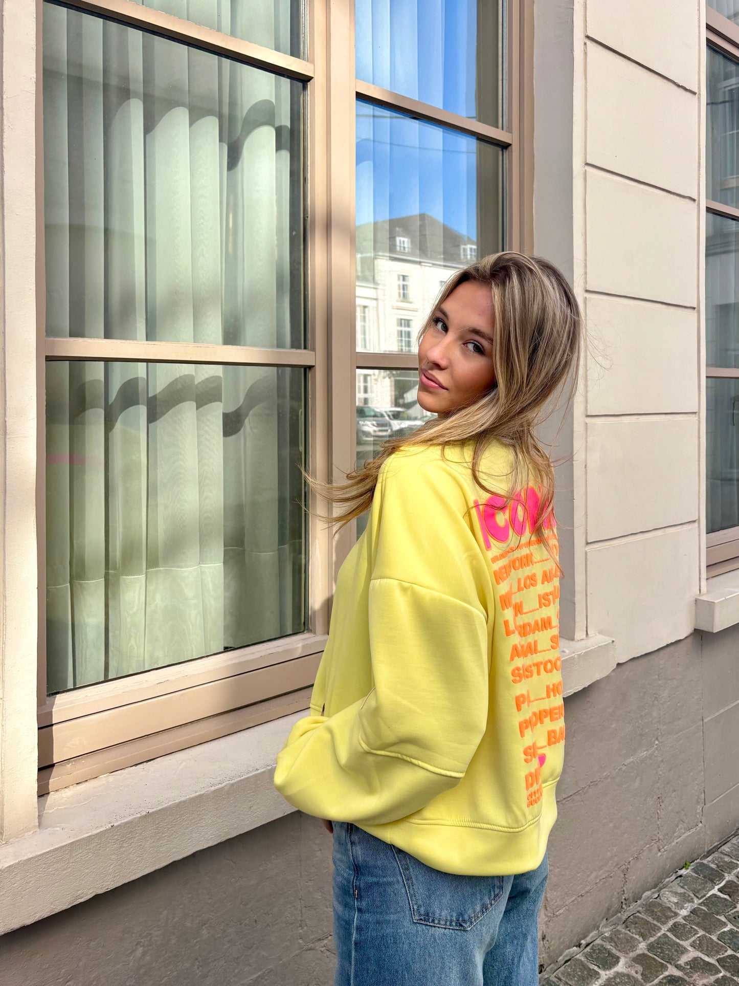 Sweat jaune - ICONIC