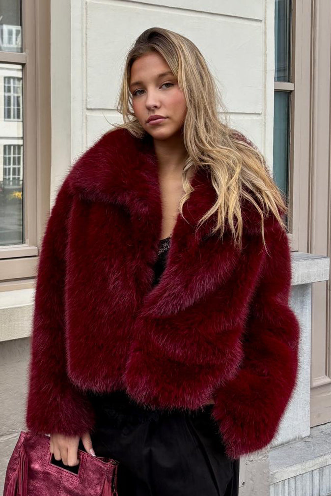 Fourrure bordeaux - NATHALIE